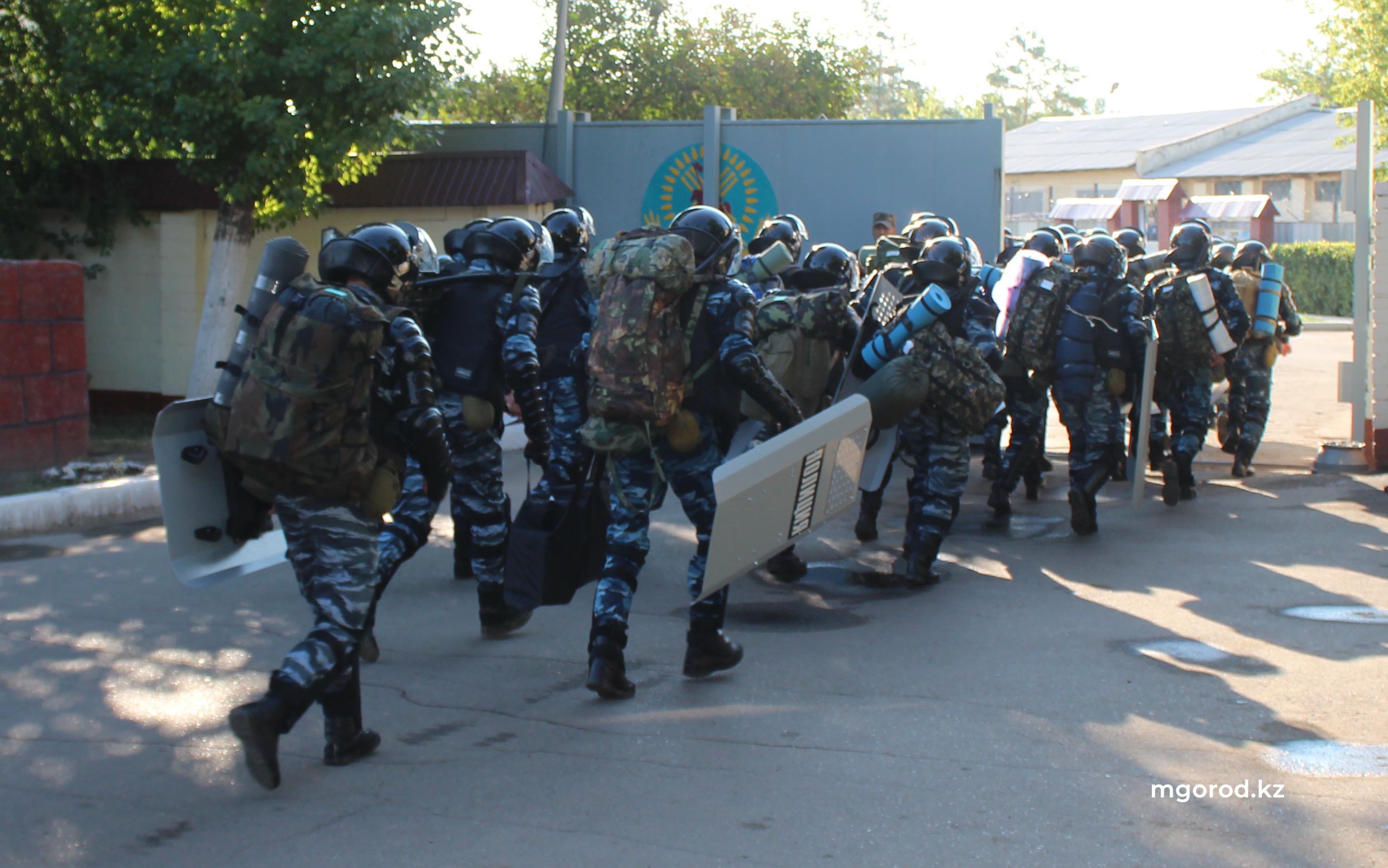 2025 жылы Бөрлі ауданында 37 бозбала әскерге аттанған